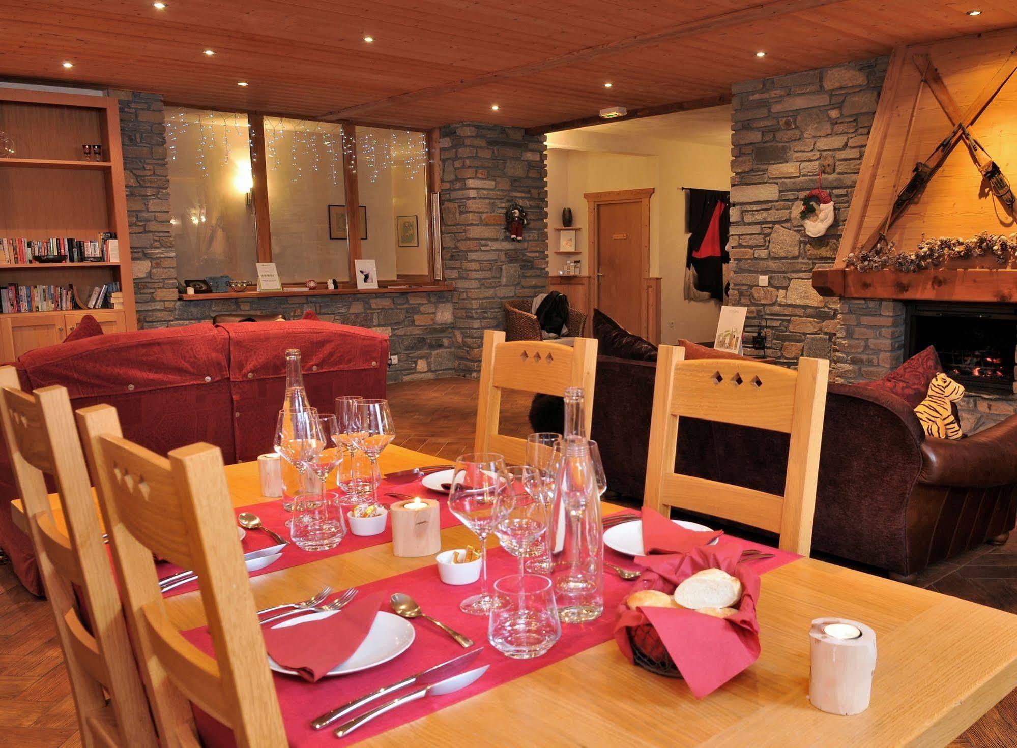 Chalet Matsuzaka - Chambres D'Hotes De Luxe La Rosiere  Luaran gambar